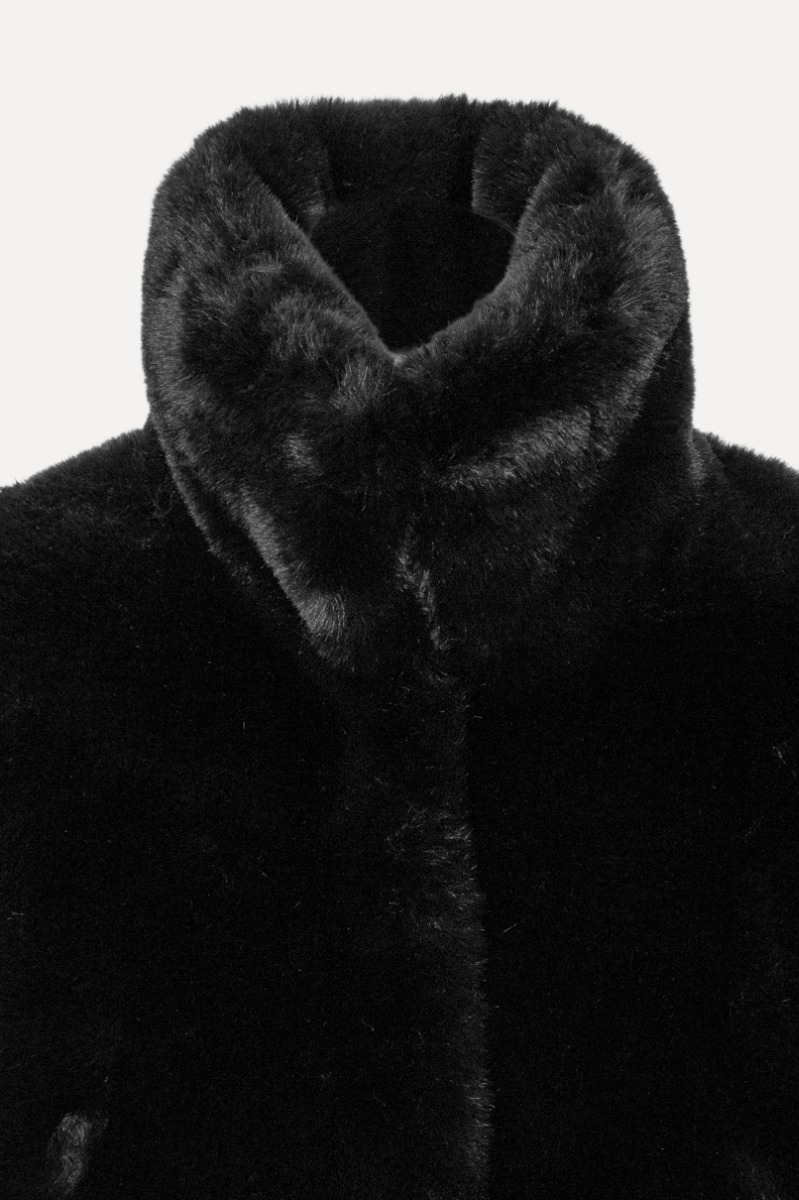 Furry jacke discount