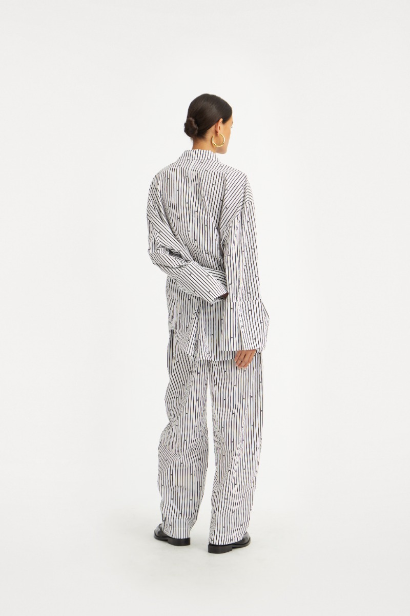 ワンピース Off-White OVERSIZED POPLIN SHIRT (OWDG009 S25FAB0010110) OVERSIZED DECONSTRUCTED SHIRT - WHITE | COS
